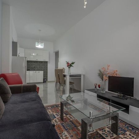Kosmos Service Apartment City Center 3 With Additional Cost Parking Thessaloniki Exterior photo